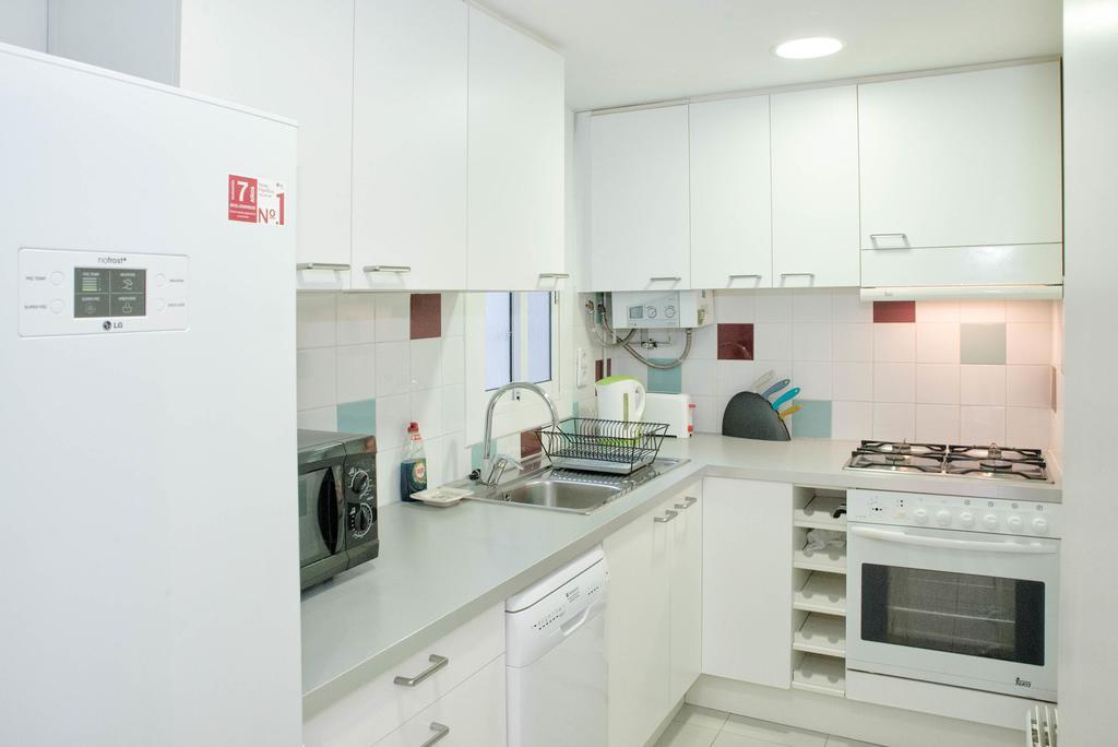 Barcelona4Seasons - Gavina Apartment Luaran gambar